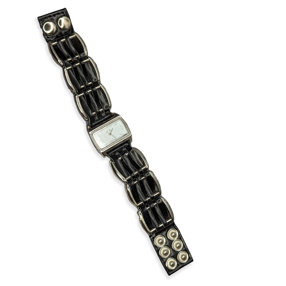 VTG Womens Montres De FLEUR 011077 Water Resistant Wristwatch Battery Needed